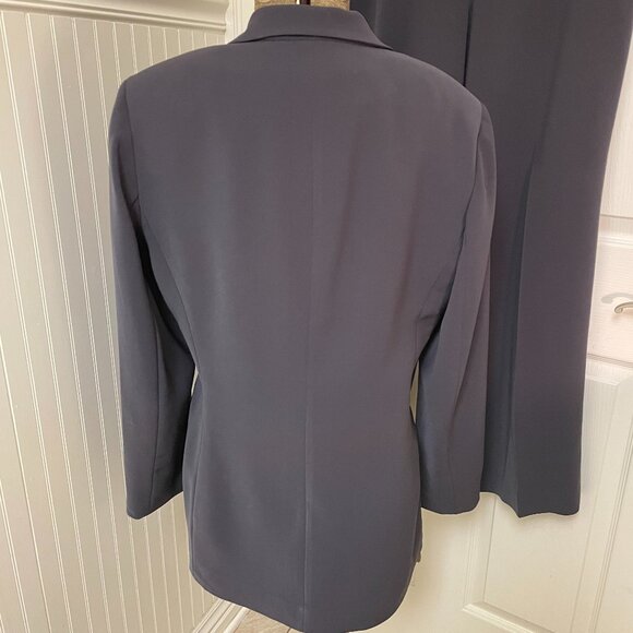 LE SUIT DARK GREY SUIT WITH JACKET AND PANTS SIZE 12 - Picture 4 of 12